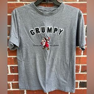 Disney Grumpy “Pump Up the Grump” Short Sleeve Embroidered Large T-Shirt